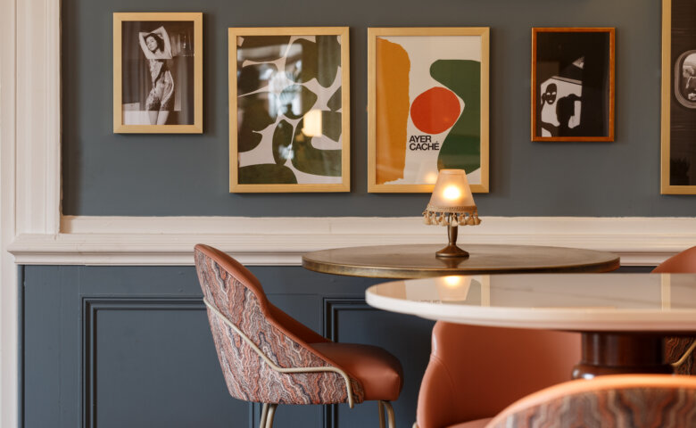 the orange tree bar seating are